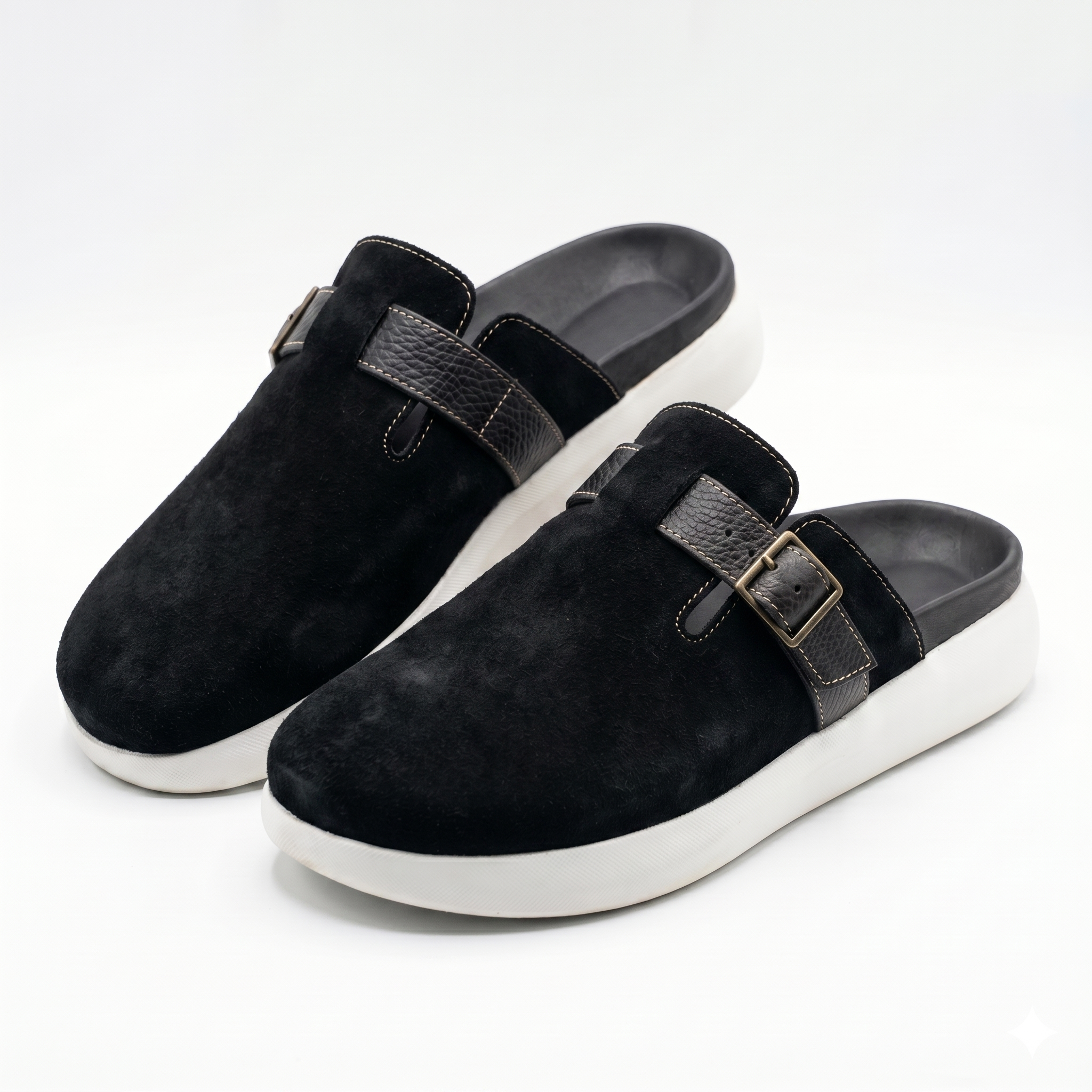 The Nomad Suede Clog – Obsidian